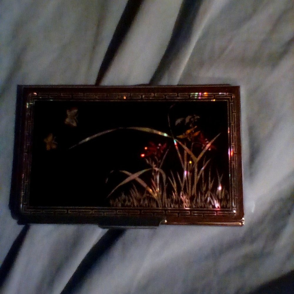 Makeup mirror